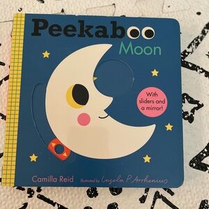 Children's Book, Peek A Boo Moon, like new EUC
